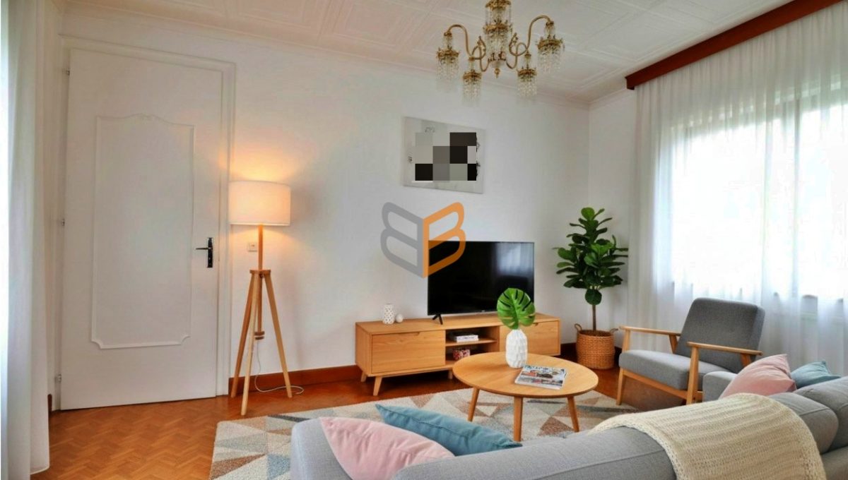 batch_VM1544_43_original-redacted_dot_app