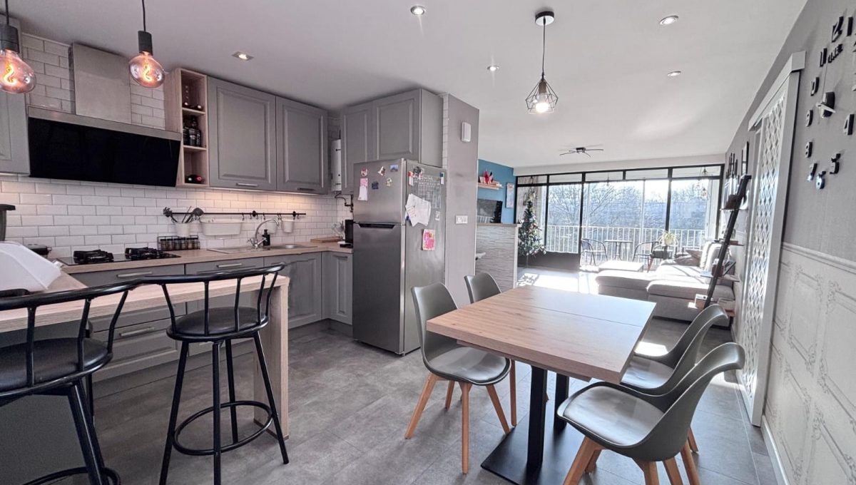 PHOTO-2025-12-15-15-43-55